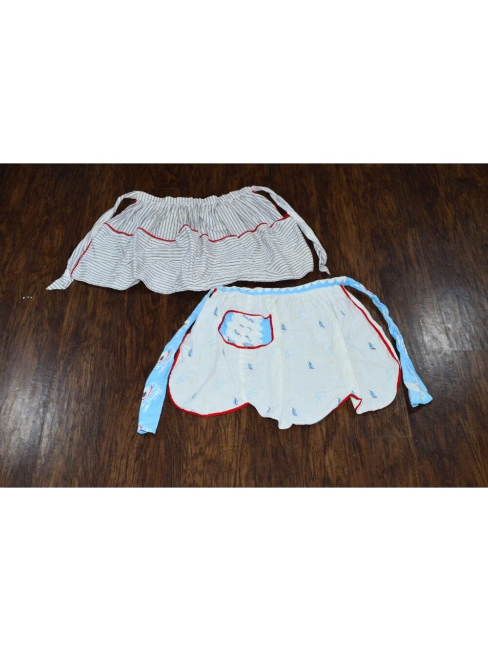 Vintage Aprons Lot of 2 Retro Cottagecore Farmhouse Chic Nautical Blue Red READ
